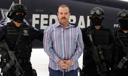 Carlos Montemayor Gonzalez, conocido como 'El Charro', es presentado tras su detención en Ciudad de México