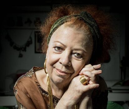 Beth Carvalho, en 2016, en su casa de Río de Janeiro.