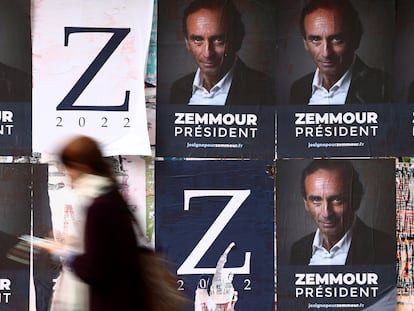 Carteles electorales de Eric Zemmour, candidato de la ultraderecha francesa.