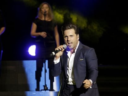 David Bustamante durante el concierto de Sevilla.  