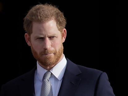 El príncipe Enrique en los jardines del Palacio de Buckingham en enero de 2020.