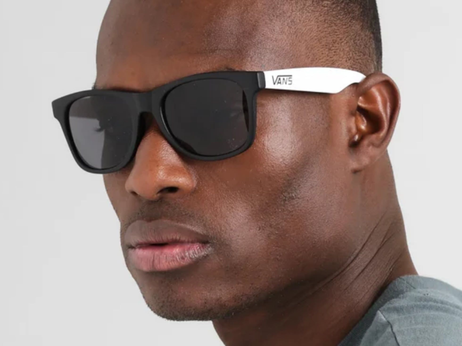 Las mejores marcas de gafas de sol para hombre hotsell