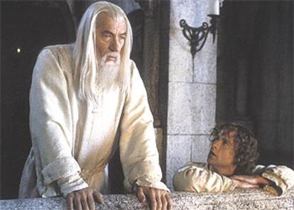 Ian McKellen y Billy Boyd, en una escena de la tercera parte de <i>El señor de los anillos</i>.