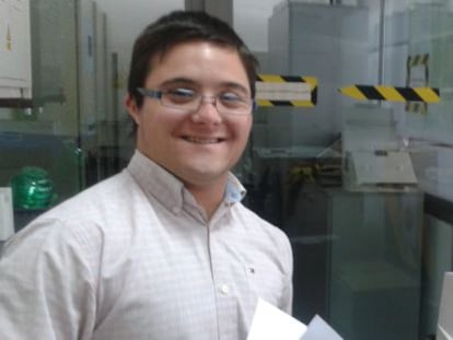 Gonzalo Garc&iacute;a Alarc&oacute;n trabaja en el colegio Gredos San Diego.