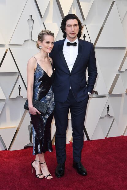 Adam Driver, que estuvo nominado a mejor actor secundario por Infiltrado en el KKKlan, junto a su mujer, la actriz Joanne Tucker.