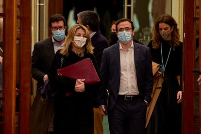 Yolanda Díaz y Alberto Garzón, a su llegada al Congreso , el pasado 15 de febrero.