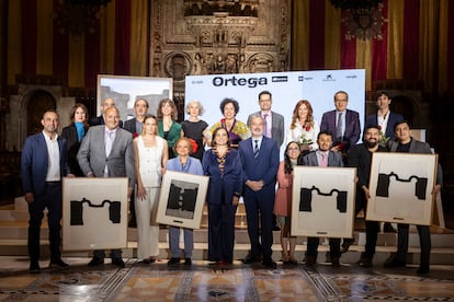 Fotografía de familia con los premiados, este martes en Barcelona.