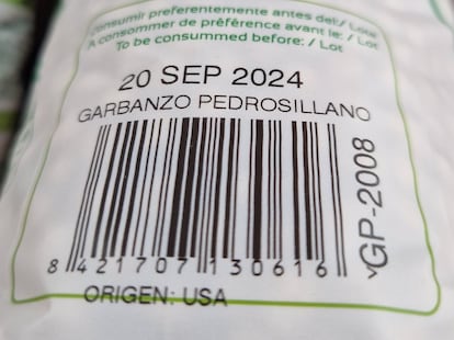 Etiquetado de un paquete de garbanzos pedrosillanos, procedentes de Estados Unidos.