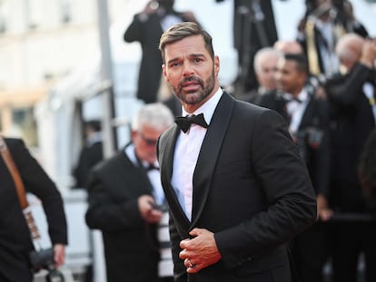 El cantante Ricky Martin, en la alfombra roja de la película 'Elvis' durante la 75ª edición del Festival de Cine de Cannes.