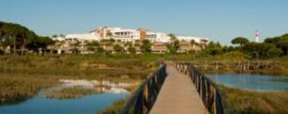 El Hotel Fuerte El Rompido, en Huelva, está instalado cerca de una marisma y cuenta con un huerto ecológico.