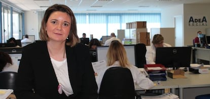 Beatriz Pérez-Piqueras, directora de AdeA Social, en la sede del centro especial de empleo en Meco (Madrid).