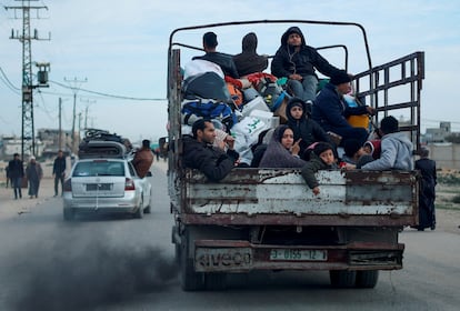 Palestinians leave Rafah, in fear of an Israeli military operation, amid the ongoing conflict between Israel and Palestinian Islamist group Hamas in the southern Gaza Strip, February 13, 2024