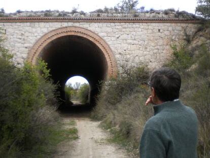 A tunnel on the Negr&iacute;n line between Campo Real and Villar del Olmo.
