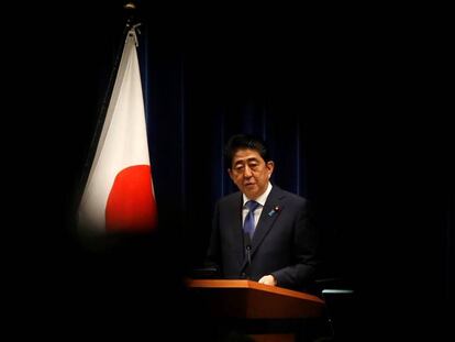 Shinzo Abe durante conferência de imprensa