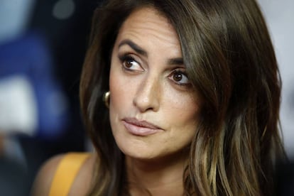 La actriz Penélope Cruz, anoche en el estreno del documental 'Soy uno entre cien mil'.