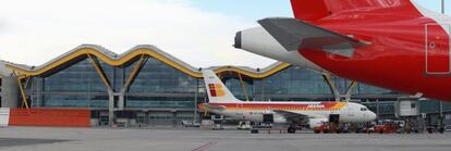 Vista de la T4 del aeropuerto de Barajas Adolfo Su&aacute;rez. 