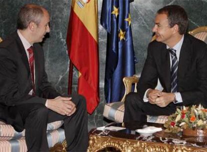 Erkoreka y Zapatero en la reunión celebrada hoy en La Moncloa