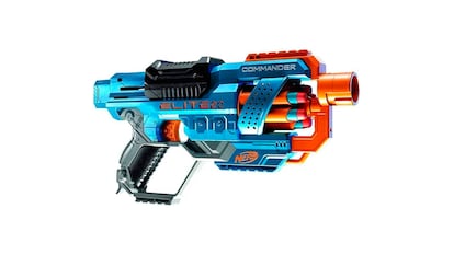 Presentes por 8 anos em fundo branco.