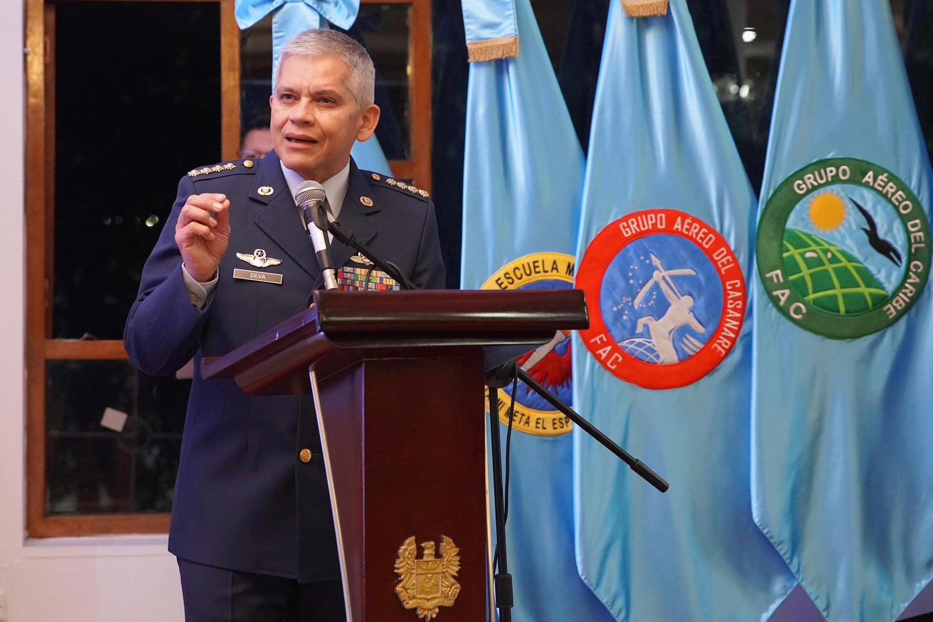 Petro pide la cabeza del jefe de la Fuerza Aérea tras el choque por el accidente con 69 militares muertos