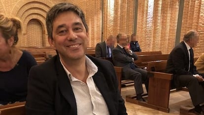 Alfredo Fernández, el miembro del Opus Dei y funcionario del gabinete de prensa del Ayuntamiento de Pozuelo de Alarcón que ha fingido ser una víctima de abusos, en una iglesia de dicha localidad madrileña.