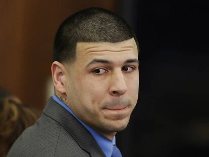 Aaron Hernandez, no julgamento de faz cinco dias.