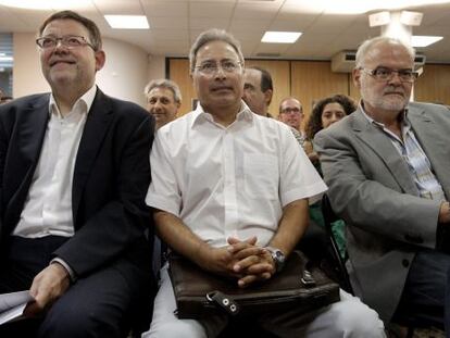 Ximo Puig, Paco Molina y Conrado Hern&aacute;ndez, en la sede del PSPV.