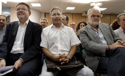 Ximo Puig, Paco Molina y Conrado Hern&aacute;ndez, en la sede del PSPV.