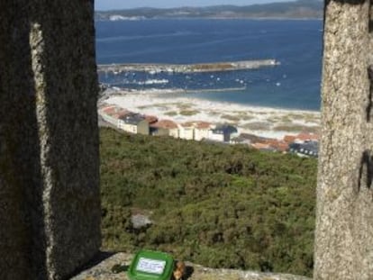 Vista a la playa de Laxe una vez encontrado el tesoro con el GPS.