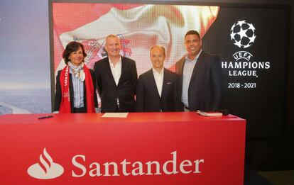 El acuerdo entre el Santander y la UEFA se ha firmado este miércoles en Brasil.