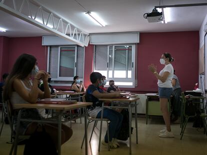 Alumnos de un instituto de Barcelona, en septiembre.