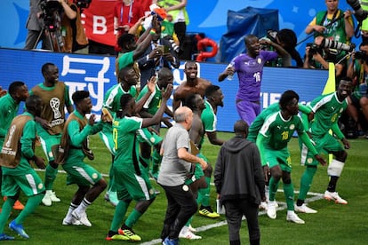 Celebración de los jugadores senegales tras el partido.