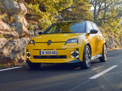 El Renault 5 eléctrico, del que la compañía francesa lanzará pronto una versión por debajo de los 25.000 euros.
