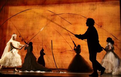 Una escena de la obra 'Donka, una carta a Chéjov', este fin de semana en el Teatro Arriaga