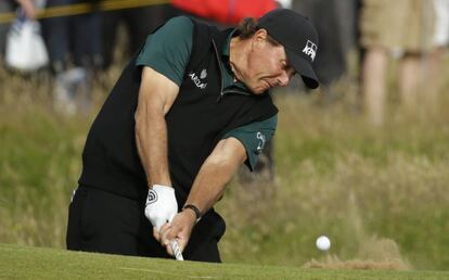 Phil Mickelson en el hoyo 16.