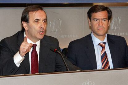 Alonso (izq.) y Aguilar, hoy en el Congreso.
