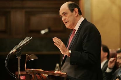 El diputado del PP Ignacio Astarloa, en una intervención en el Congreso.