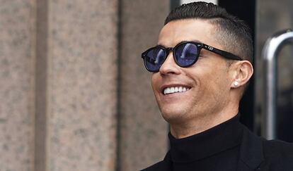 Cristiano Ronaldo saliendo de la Audiencia Provincial, en Madrid el pasado martes. 