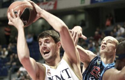 Mirotic, ante Estudiantes