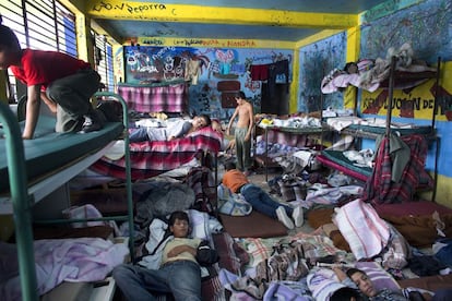 Una de las habitaciones donde los ni&ntilde;os dorm&iacute;an hacinados.
 