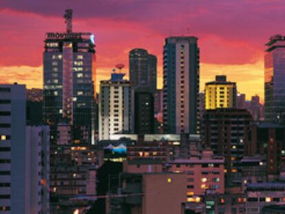 Panorámica de un área de rascacielos de Caracas.