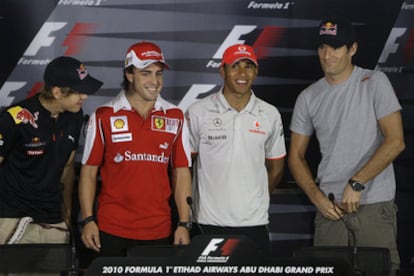 De izquierda a derecha, los cuatro pilotos con opciones de ganar el Mundial de fórmula uno: Sebastian Vettel, Fernando Alonso, Lewis Hamilton y Mark Webber.