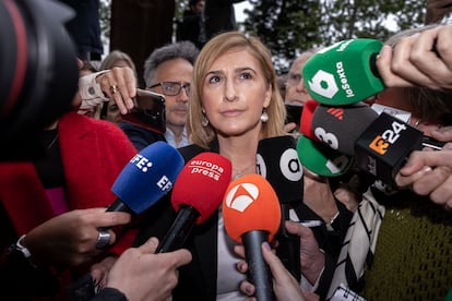 La exconsellera Salomé Pradas a la entrada de los juzgados de Catarroja, este viernes.