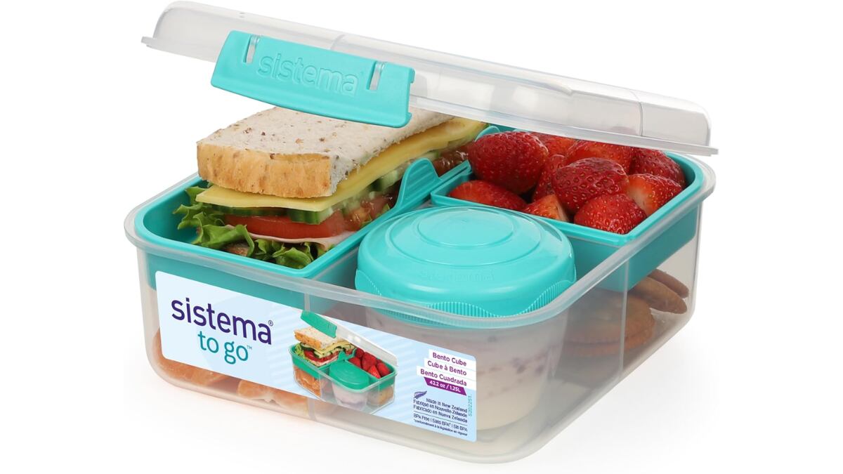 This lunch box has more than 2,000 reviews on Amazon.