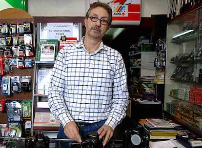 Frederic Girós, dueño de la tienda Foto Boada.