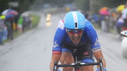 Navardauskas, camino de vencer en la decimonovena etapa del Tour.