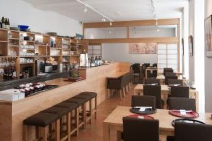 Sala del restaurante Sakai, un japonés auténtico en Viena.