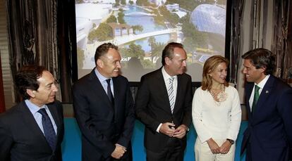 El President de la Generalitat Alberto Fabra en la presentación del proyecto en el Hotel Westin en Valencia.