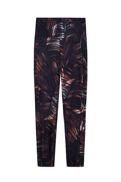 Leggings compresivos transpirables de secado rápido (29,99 €), de OYSHO_SPORT.