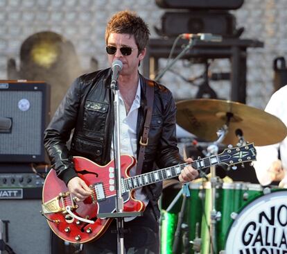 Noel Gallagher, que aunque ha tocado de día, ha dicho que estaba "feliz de estar en Coachella" porque es un lugar mágico y maravilloso.