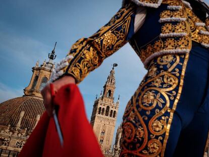 Detalle de la campaña publicitaria de la Feria de Abril de Sevilla.